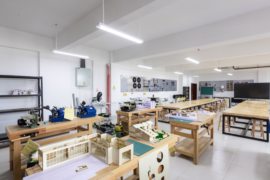 产品模型制作实验室.jpg