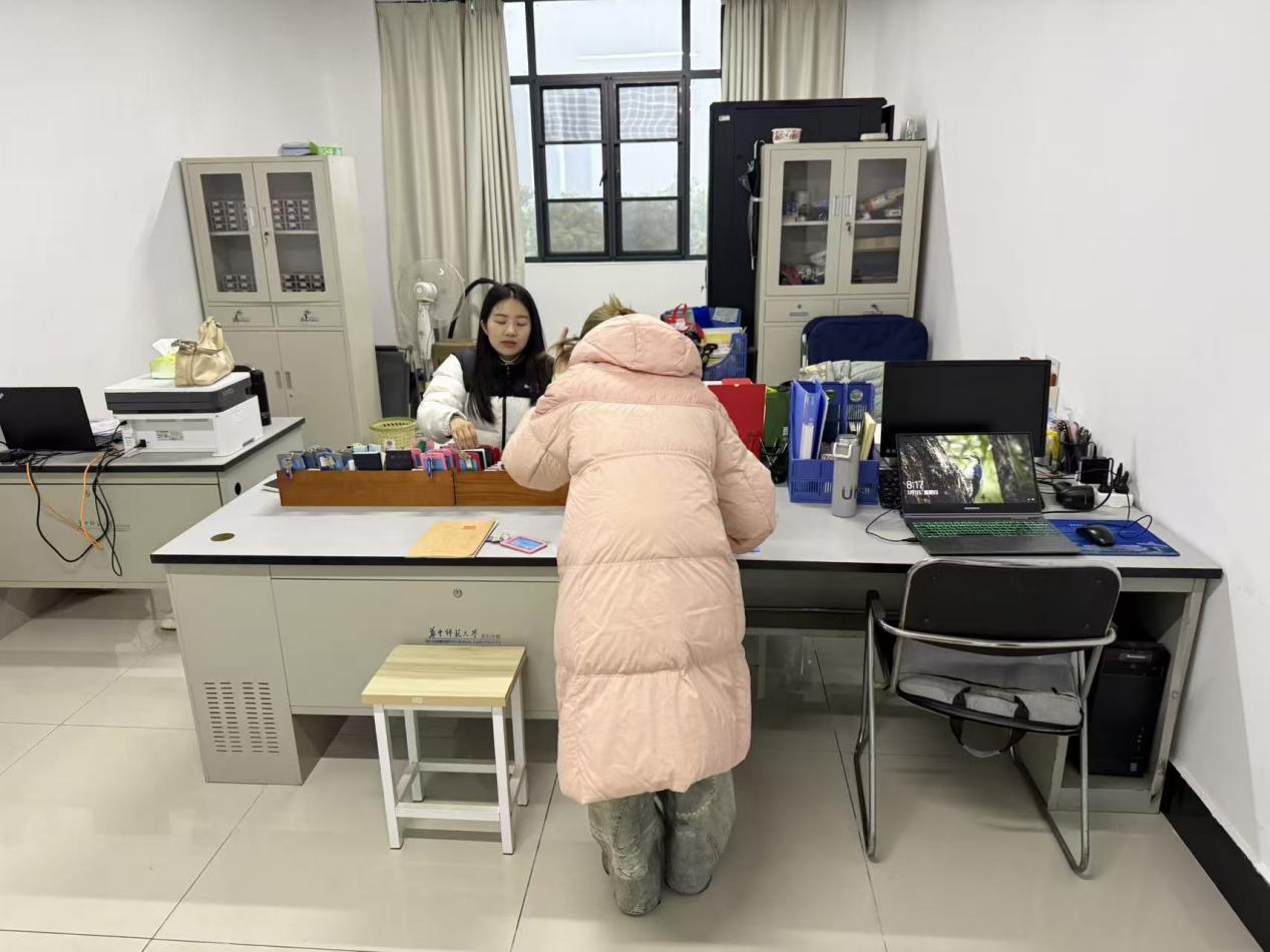 汉口学院实验教学管理中心全力护航新学期教学